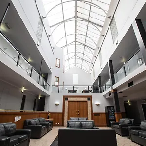Madison Capital Executive 4*, Canberra Australië